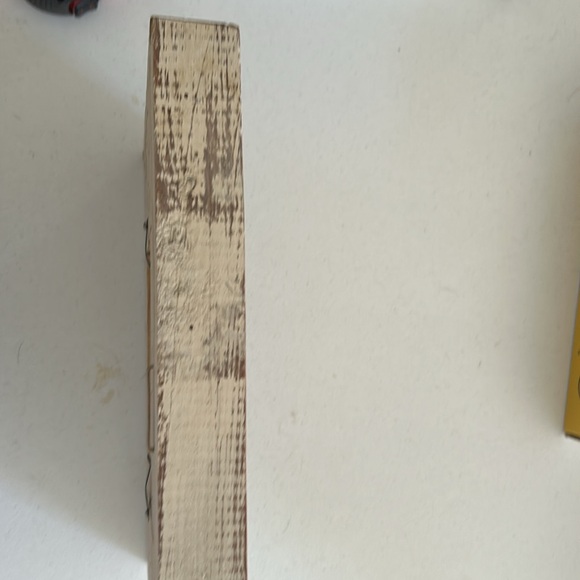 Rustic solid wood 5” x 7” picture frame - Picture 6 of 8